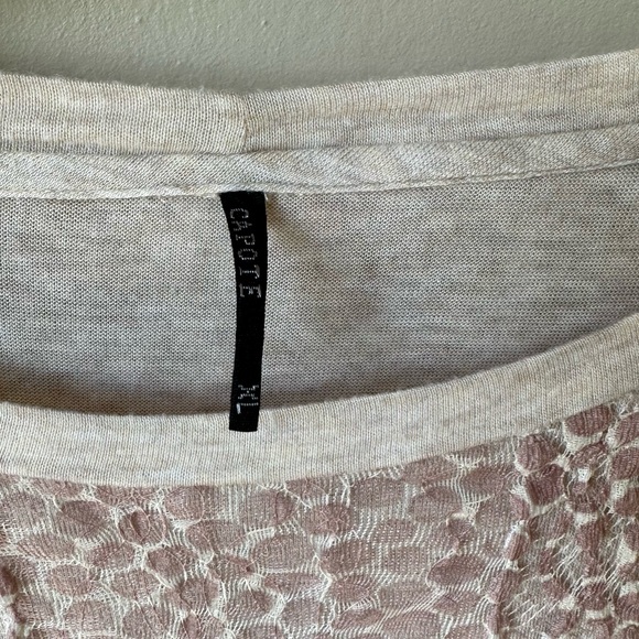 Capote layered lace top - Picture 2 of 10